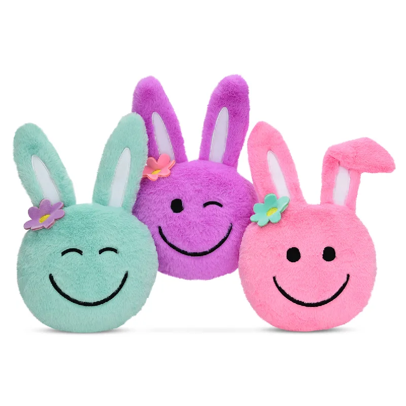 Cheerful and happy stuffed figuresCheerful and happy stuffed figuresHappy Bunnies