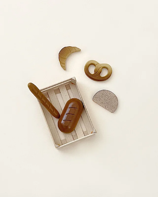 non-toxic wooden toys                   Erzi Assorted Baked Goods in Crate