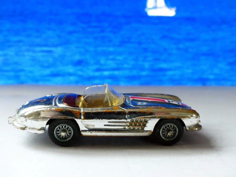 Durable toys303S Mercedes 300SL Roadster *with spoked wheels*
