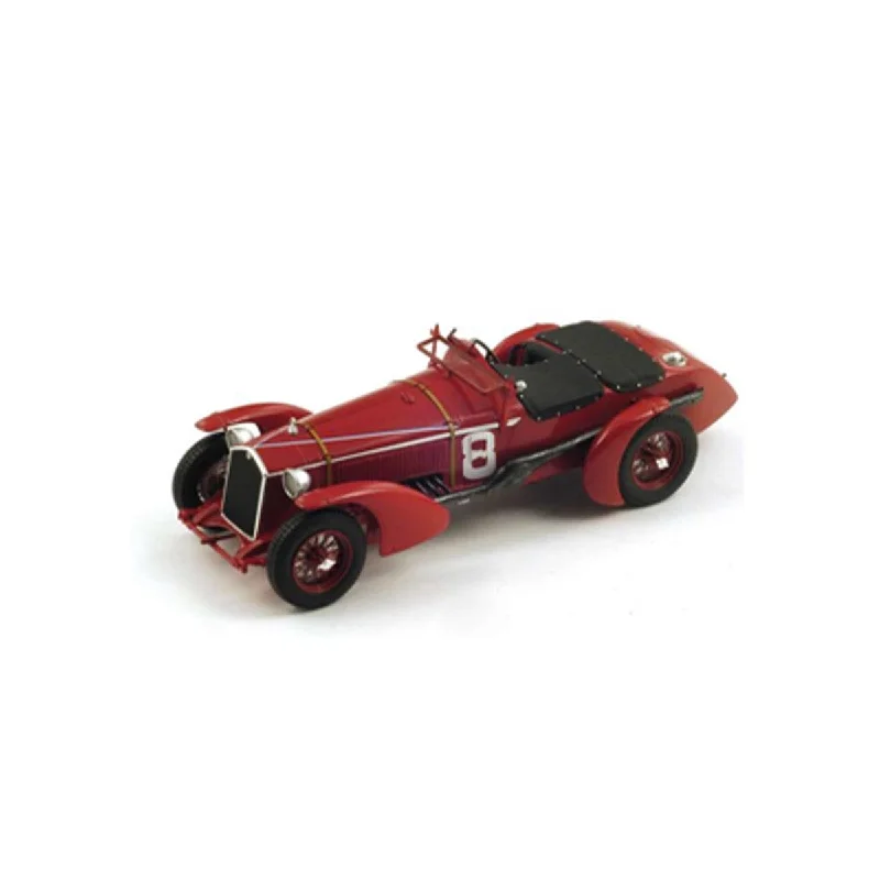 Playful toys Alfa Romeo 8C No.8 Winner Le Mans 1932 - R. Sommer - L. Chinetti - With Acrylic Cover - 1:18 Scale Resin Model Car Playful toys Alfa Romeo 8C No.8 Winner Le Mans 1932 - R. Sommer - L. Chinetti - With Acrylic Cover - 1:18 Scale Resin Model Car