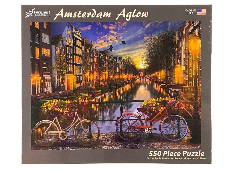 Time-consuming puzzles Amsterdam Aglow 550 Piece Puzzle