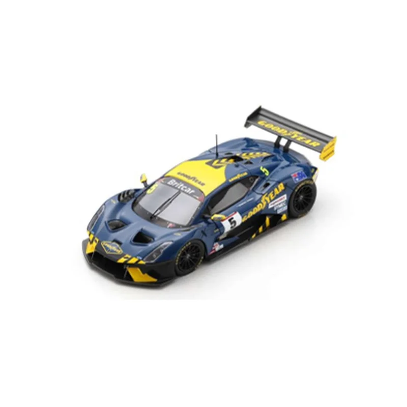 Realistic toy carsBrabham BT62 Goodyear - 1:43 Scale Resin Model Car