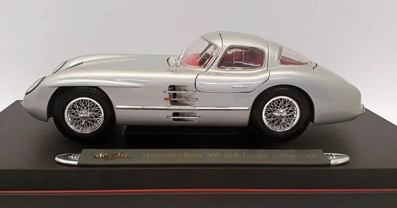 Fun toy carsMaisto 1/18 Scale - 36898 Mercedes Benz 300 SLR Coupe Uhlenhaut