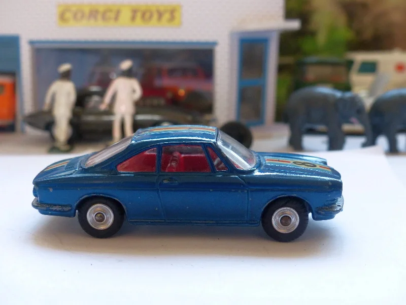 High-quality toy cars 315 Simca 1000 Coupé in blue (2)