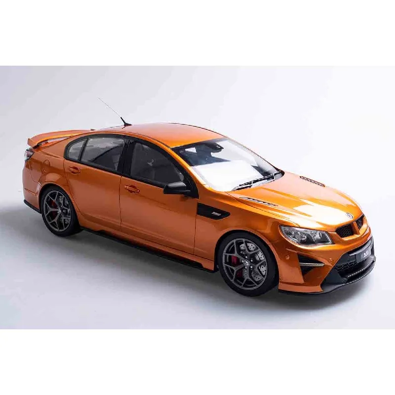 High-quality materials toys HSV GTSR - LIGHT MY FIRE - 1:12 Scale Resin Model Car