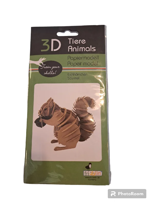 Competitive games 3D Paper Model - Squirrel